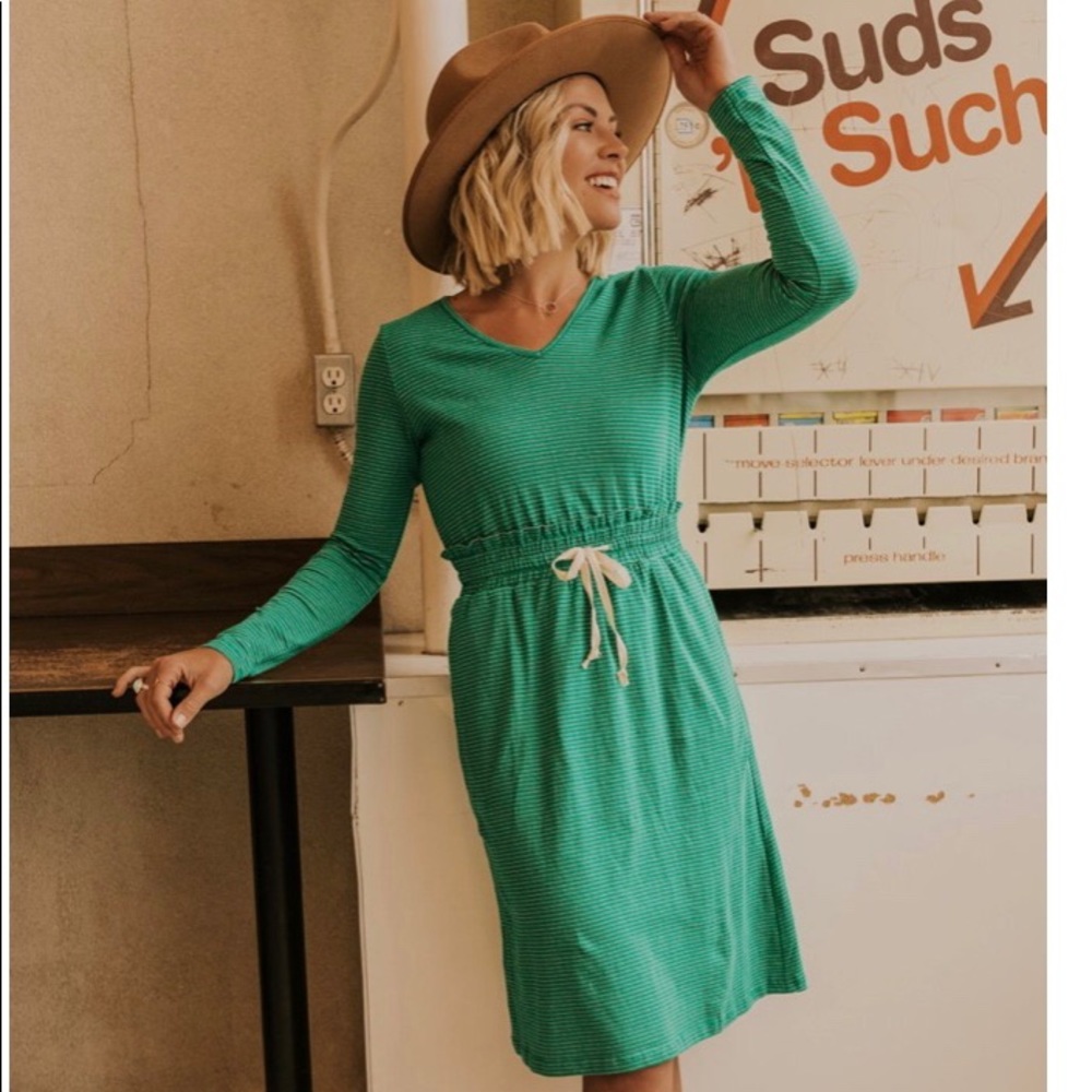 Enmie drawstring dress